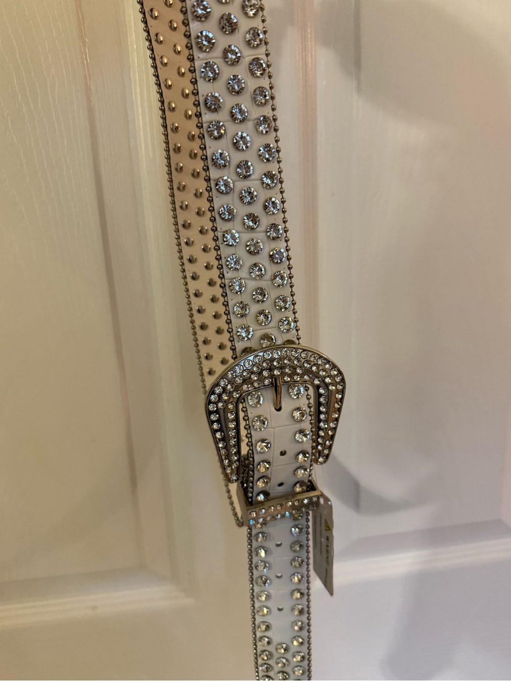 NWT White Crocodile Textured Rhinestone Belt